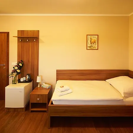 בית חווה Horse Riding - Jezdecky Areal *