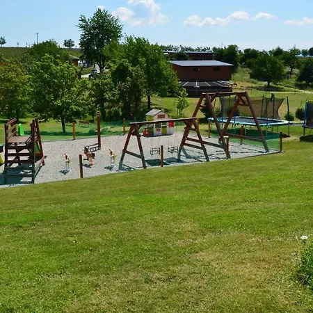 בית חווה Horse Riding - Jezdecky Areal