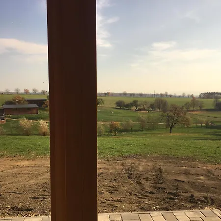 Horse Riding - Jezdecky Areal בית חווה Tršice